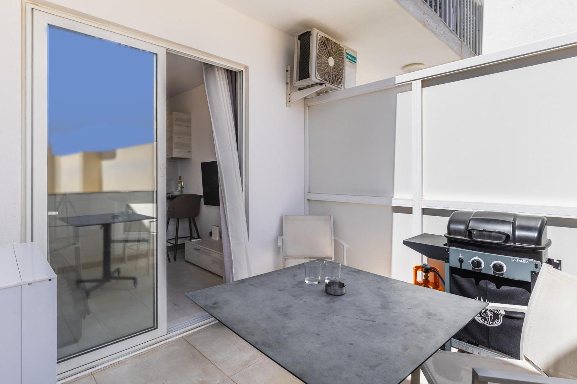Kunsu'S Apartment 5 Min Walk From St Julians San Ġwann Exterior foto