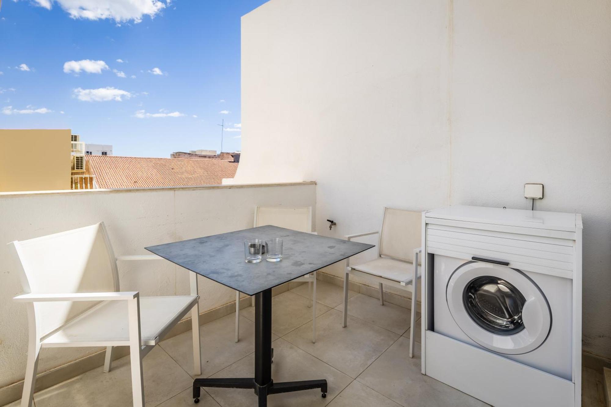 Kunsu'S Apartment 5 Min Walk From St Julians San Ġwann Exterior foto